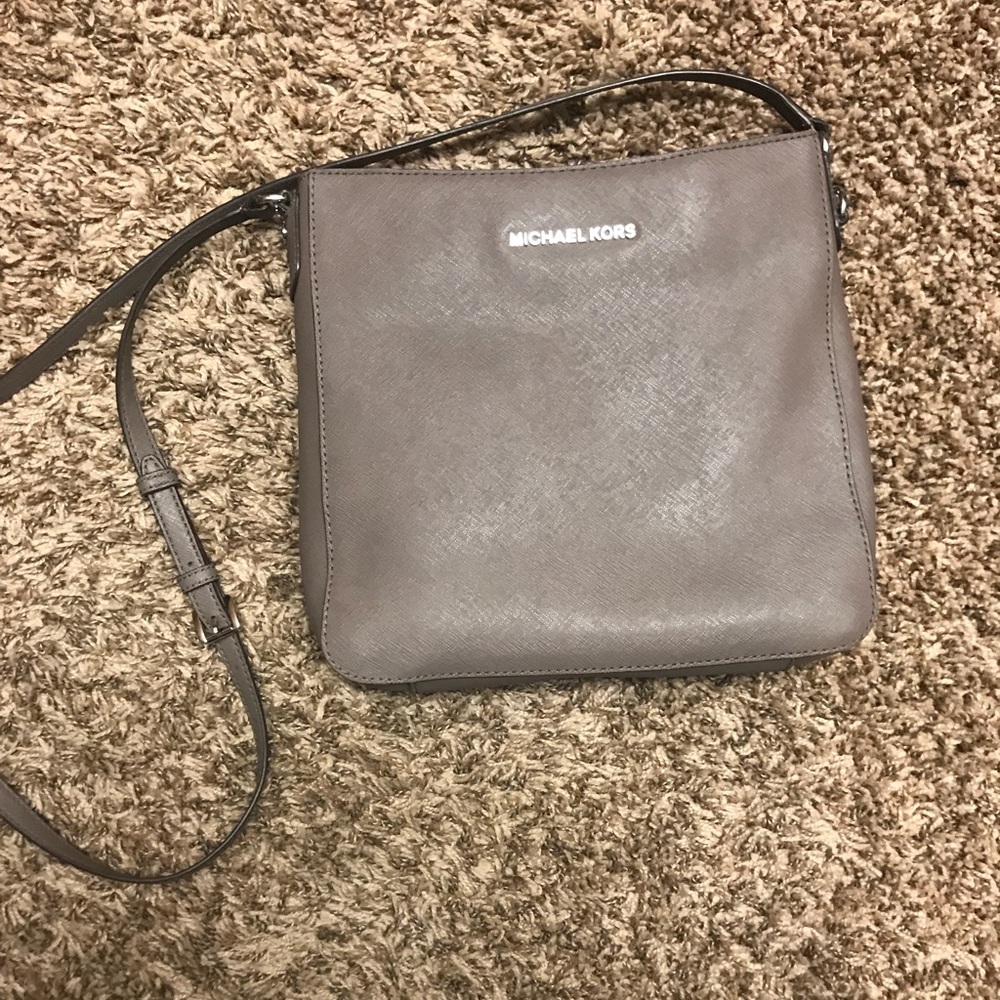 Michael Kor crossbody